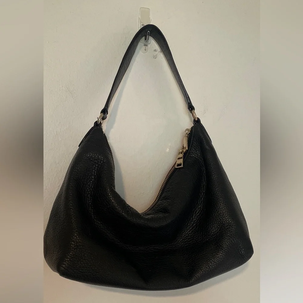 Coach Classic Celeste Hobo Black Leather Shoulder Bag M1532 F36628